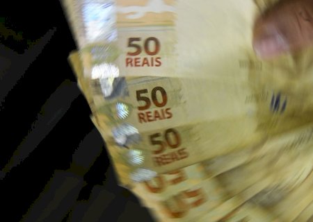 Governo propõe salário mínimo de R$ 1.502 em 2025
