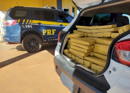 PRF apreende 374 Kg de maconha em Sidrolândia (MS)