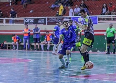 Caarapó deu início à 17ª Copa Vale da Esperança de Futsal com 24 equipes e R$ 17,5 mil em premiação