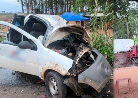 Colisão frontal entre carreta e picape mata duas pessoas na MS-240