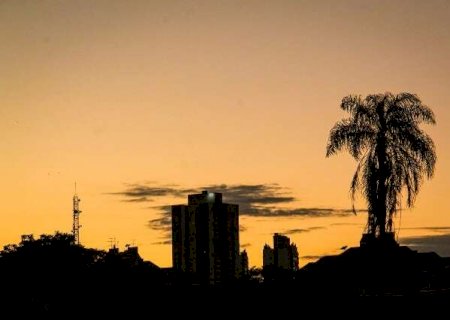 Junho come&ccedil;a com sol, calor e chuva irregular em MS