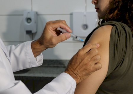 Prefeitura aplica pouco mais de 200 doses de vacina em “Dia D” contra a Influenza