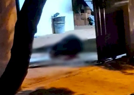 Homem é executado a tiros na porta de casa no Capitão Vigário, em Caarapó