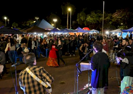 Prefeitura promove feiras no fim de semana com música e gastronomia no Parque dos Ipês